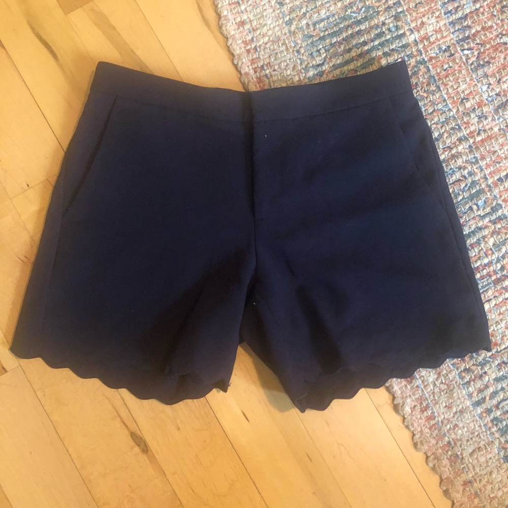 Banana Republic Scalloped Navy Shorts - Size O